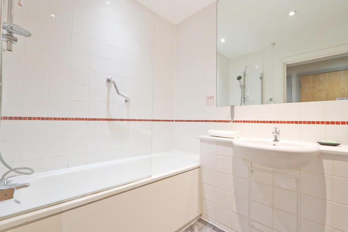 City Centre 1 Bed Apartment Bristol Eksteriør bilde